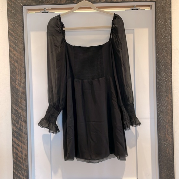 Black chiffon mini dress - Picture 2 of 3